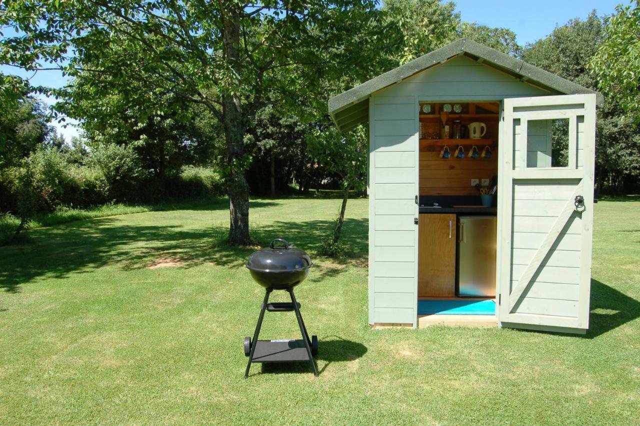 Camping La Foret De Tesse Zewnętrze zdjęcie