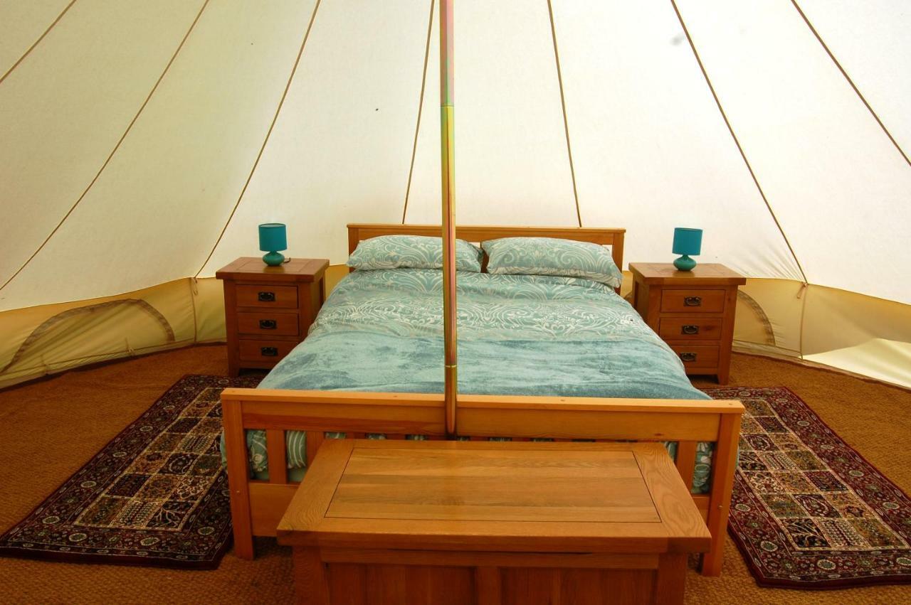 Camping La Foret De Tesse Zewnętrze zdjęcie